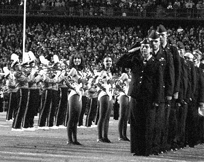 ROTC salutes fallen war heroes