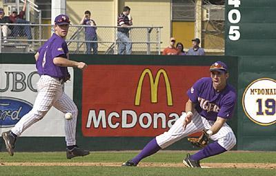 Hot-hitting Gators to visit the Box