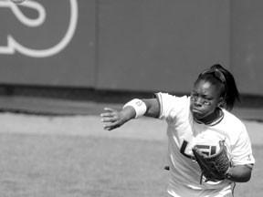 Softball wins SEC Western Division