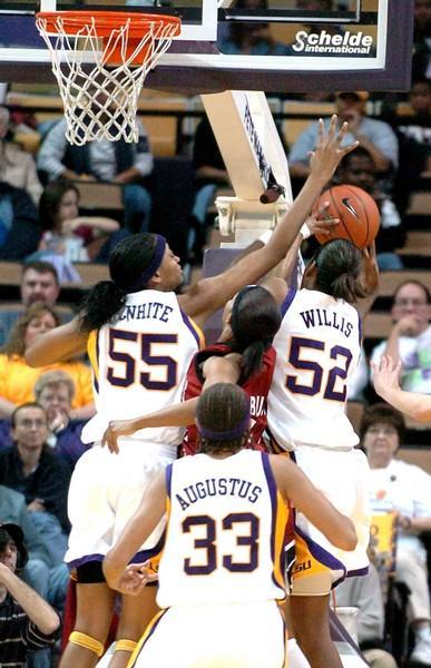 WNBA forward Smith returns to help current Tigers