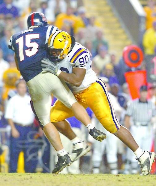 Football to play Ole Miss Rebels in Oxford, Miss.