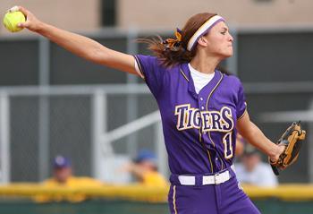 LSU senior pitcher Emily Turner pitches Tuesday in an 8-4 victory against Kentucky during a double header in Tiger Park. The Tigers win seven-of-eight games over spring break to compile a 14-3 Southeastern Conference record.