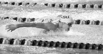 SU junior Julius Gloeckner competes in the breast stroke this past season. Gloeckner lost the final relay Friday to Stanford sophomore Dan Priestly.