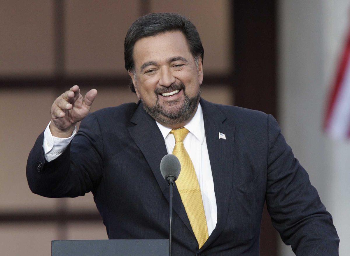 New Mexico Gov. Bill Richardson addresses the Democratic National Convention in Denver on Aug. 28.