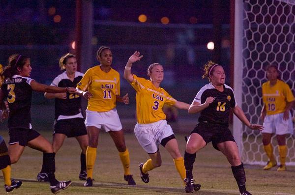 LSU senior midfielder Malorie Rutledge (3) fights for position Aug. 29 amid a host of defenders during the Tigers&#8217; 3-0 win against Southern Miss.