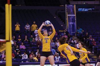 LSU senior setter Sam Dabbs sets the ball Friday in the PMAC against Mississippi State. If Tennessee defeats Arizona on Wednesday, LSU will win the SEC title.