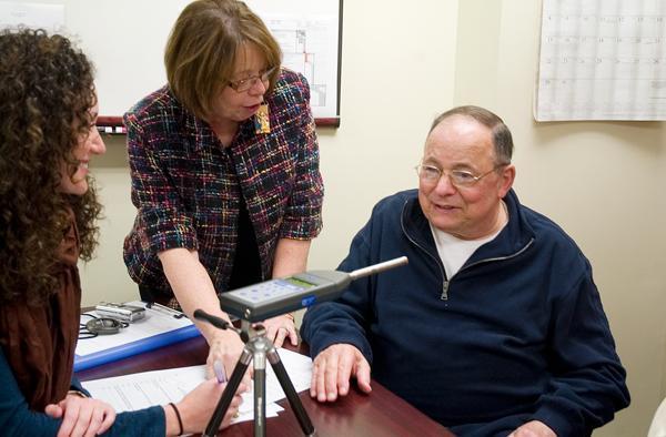 Whitney Hebert, student therapist, and Neila Donovan, principal investigator and communication disorders professor, conduct Parkinson&#8217;s research at Pennington.