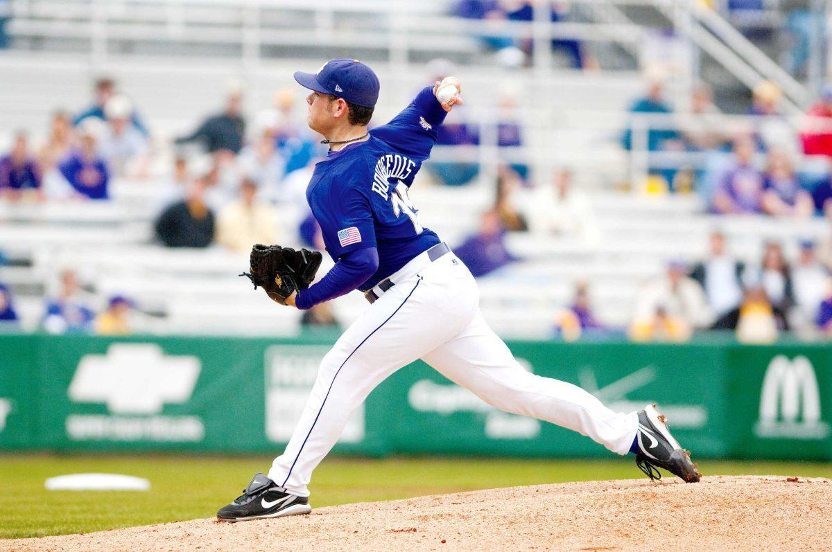 LSU junior pitcher Daniel Bradshaw throws a pitch in the Tigers&#8217; 4-0 win Sunday against Centenary in Alex Box Stadium.