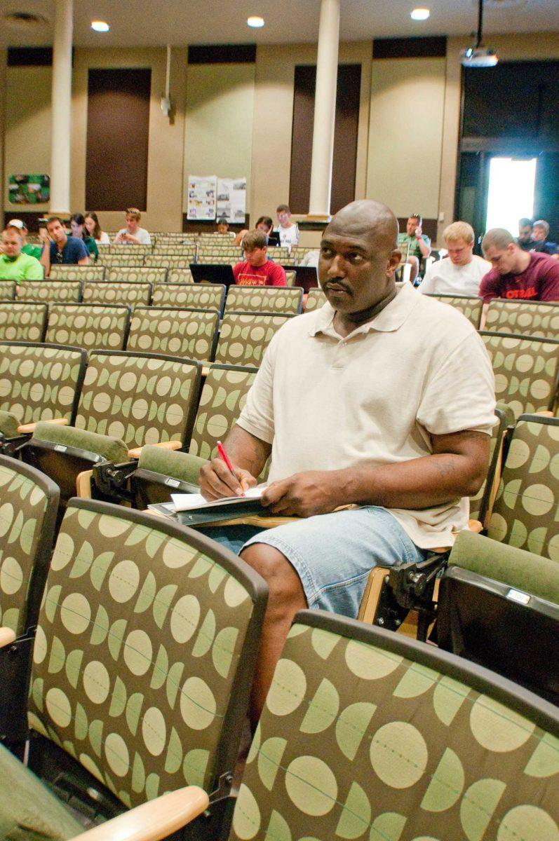 Stanley Roberts, former center on the LSU basketball team in the &#8217;90s, is back at the University to get his degree.