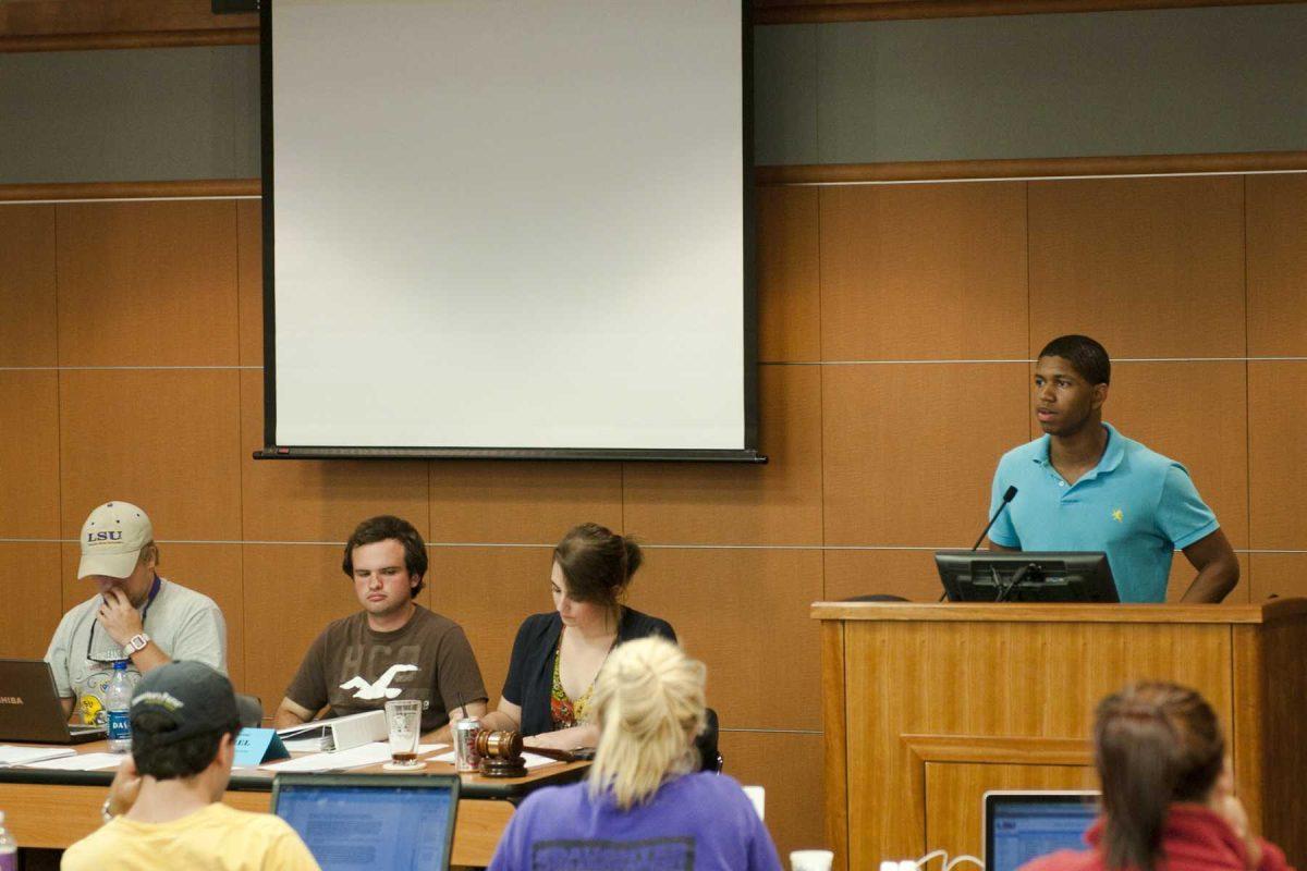 Senator David Jones, College of Arts and Sciences, discusses ideas for his college. Senators are now required to participate in two Student Outreach events each semester after Wednesday&#8217;s meeting.