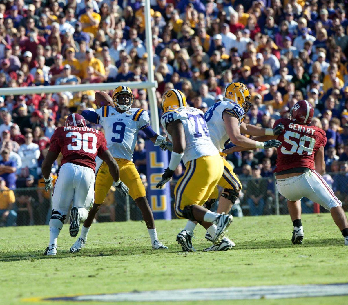 LSU quarterback Jordan Jefferson (9) attempts a pass during the Tigers&#8217; 24-21 win against Alabama on Saturday.