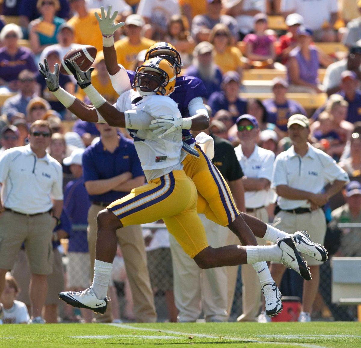 LSU senior quarterback Jordan Jefferson&#8217;s pass falls through junior wide receiver Rueben Randle&#8217;s hands Saturday during the spring game in Tiger Stadium.