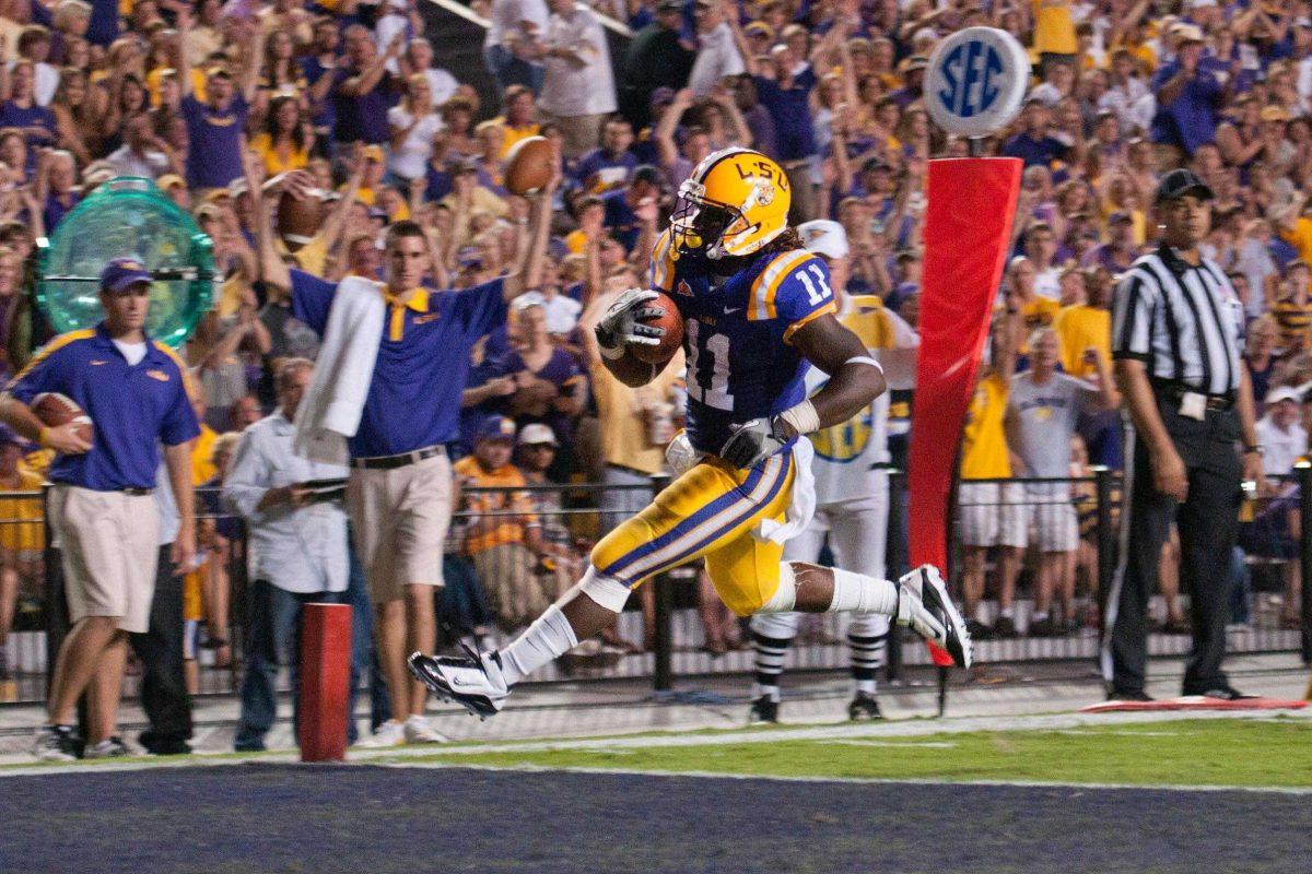 Sophomore running back Spencer Ware runs in for a touchdown Saturday in the Tigers&#8217; 49-3 victory over Northwestern State.