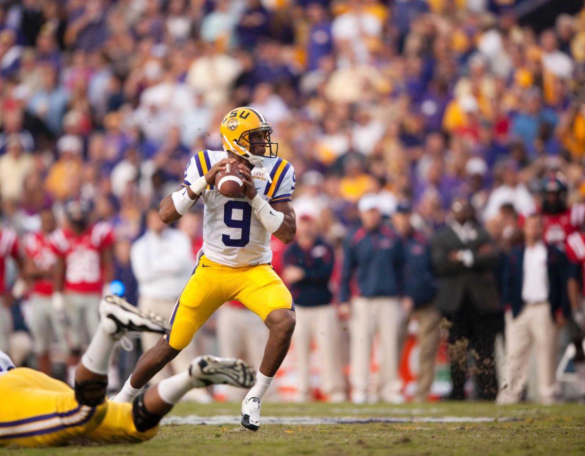 LSU senior quarterback Jordan Jefferson drops back for a pass during the Tigers&#8217; 46-36 win against Ole Miss on Nov. 20, 2010.