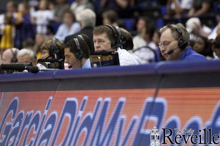 Former LSU basketball player Ricky Blanton commentates on the LSU-Auburn men&#8217;s basketball game Tuesday in the PMAC.