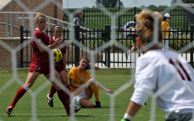 Soccer: Young Tigers going through &#8216;growing pains&#8217; this season