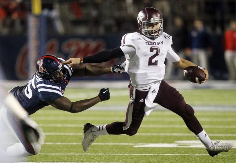 Football: Manziel leads a potent Texas A&M offense