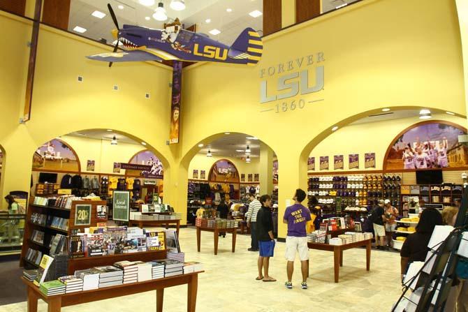 Barnes & Noble at LSU opens to the public