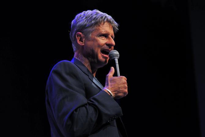 Libertarian presidential candidate Gary Johnson speaks to campus in the Union Theater on Friday evening.