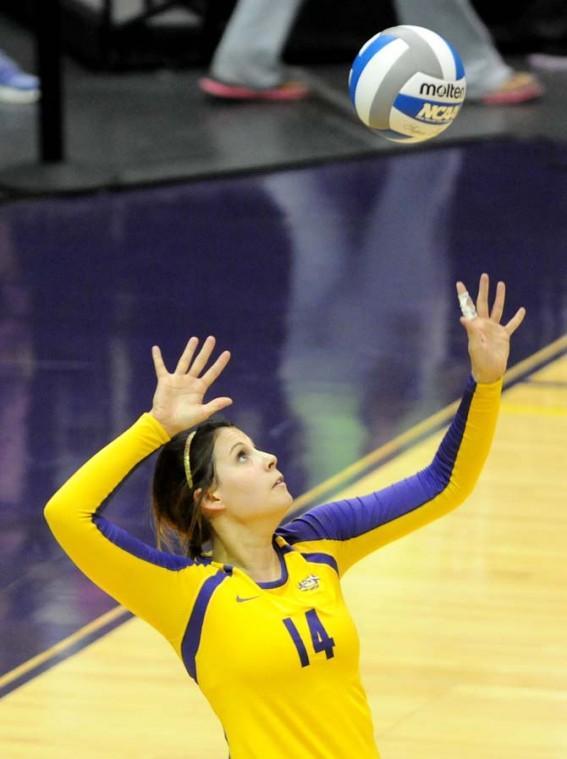 Volleyball: LSU falls to Georgia in close match