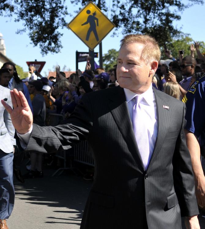 LSU beats Ole Miss 41-35