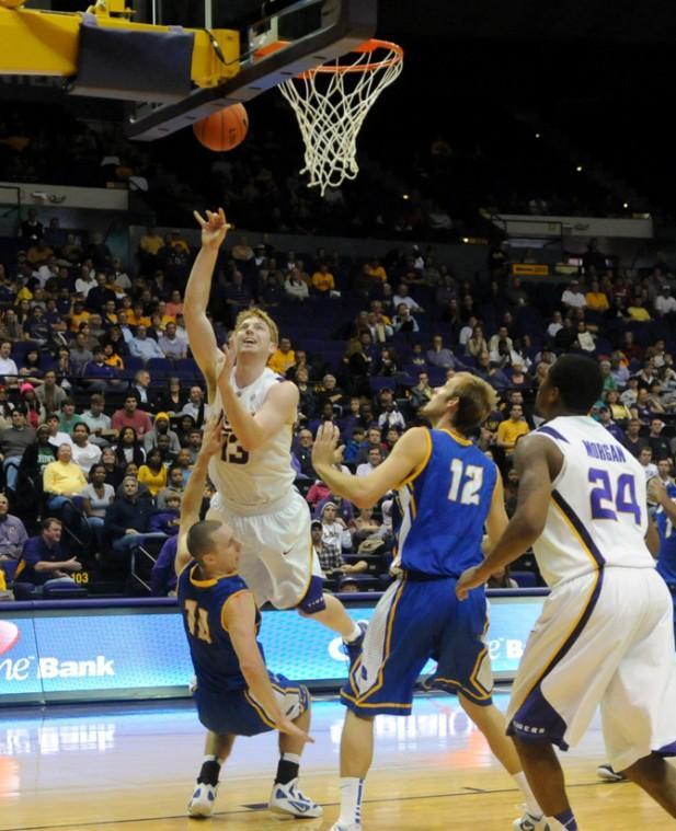 Tigers down Gauchos 77-63