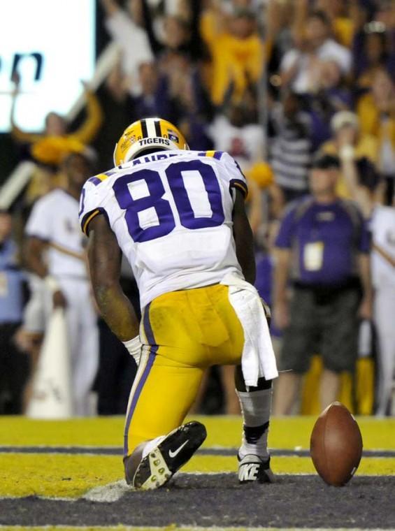 LSU beats Mississippi State 37-17