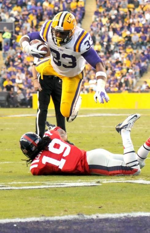 LSU beats Ole Miss 41-35