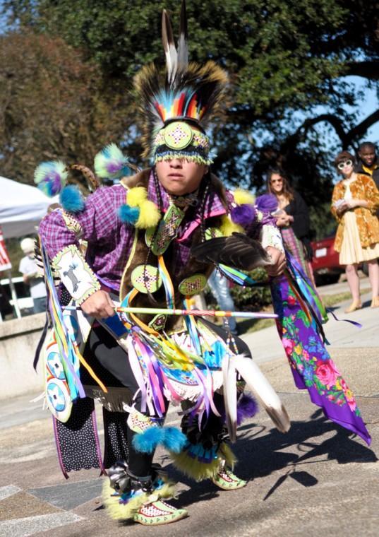 Dancers bring Native American traditions to LSU