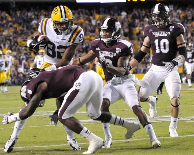 LSU beats Mississippi State 37-17