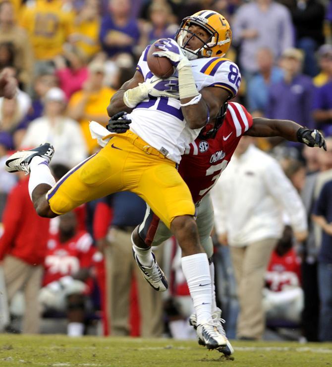 LSU beats Ole Miss 41-35