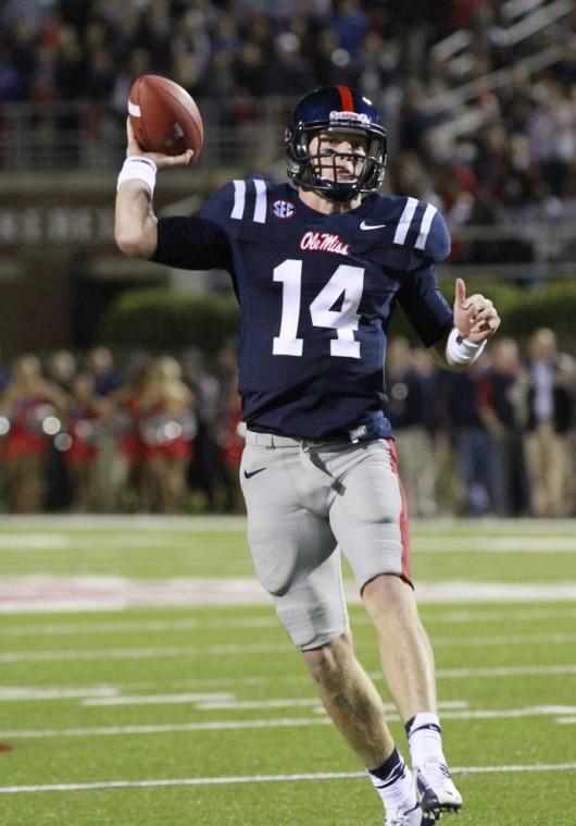 Football: Former JUCO star Bo Wallace helps Ole Miss