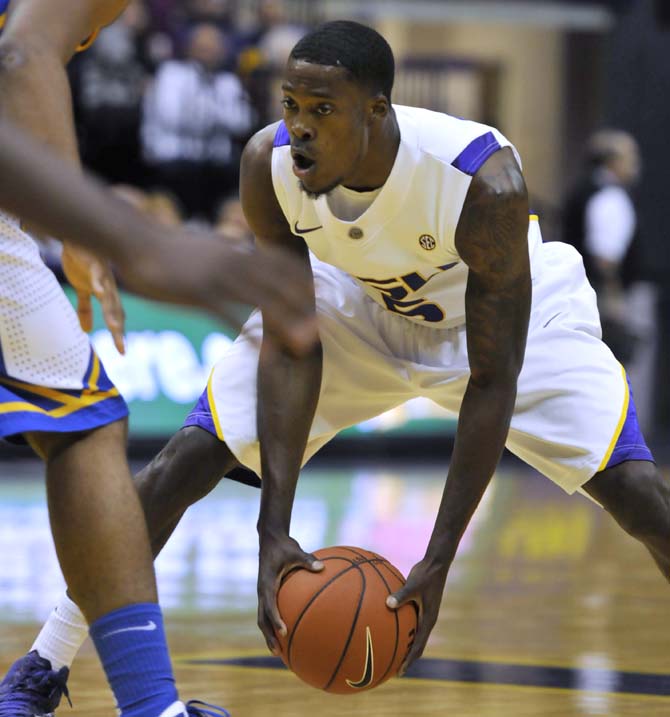 Shavon Coleman (5), LSU junior forward, looks to pass the ball Tuesday, Nov. 13, during the LSU vs. McNeese State game.
 