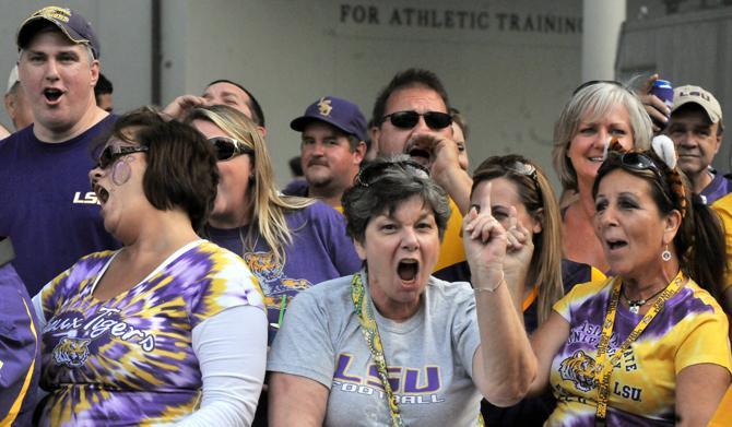 LSU beats Mississippi State 37-17