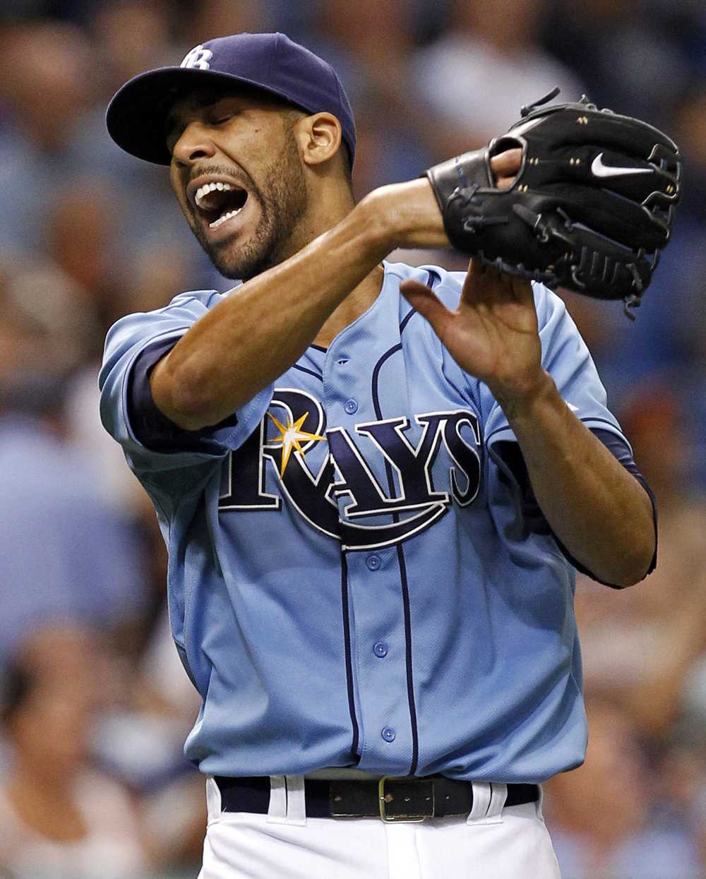 MLB: Price, Dickey earn Cy Young awards
