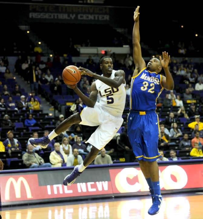 Shavon Coleman, LSU junior forward, passes the ball Tuesday, Nov. 13, during the game against McNeese State.
 