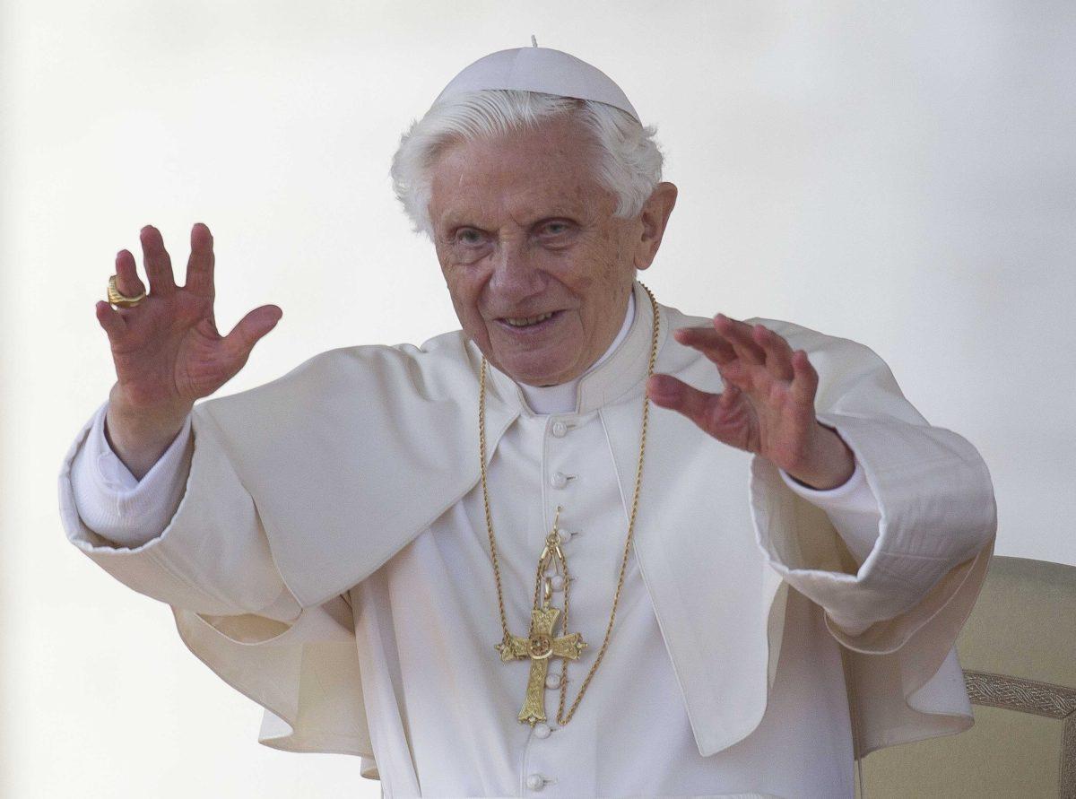 FILE - In this Oct. 24,2012 file photo, Pope Benedict XVI blesses the faithful in St. Peter's Square at the Vatican for his weekly general audience. The Vatican spokesman on Thursday, Nov. 8, 2012 said that the 85-year-old Benedict will start tweeting from a personal Twitter account, perhaps before the end of the year. (AP Photo/Andrew Medichini, File)