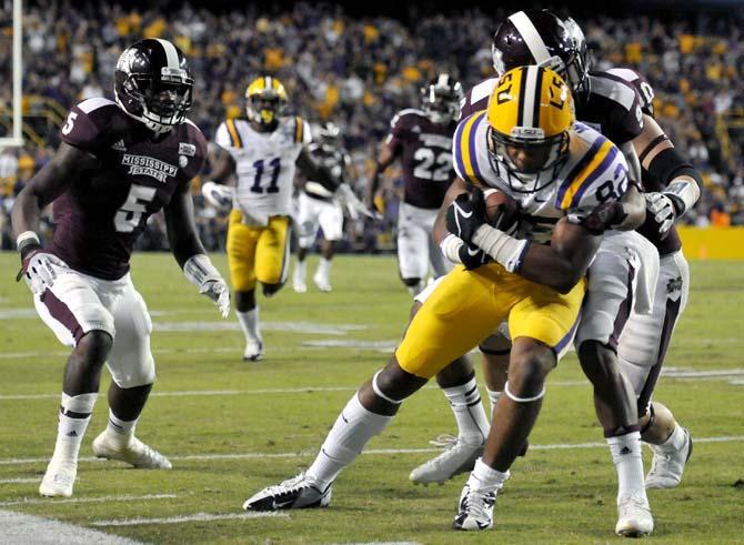 LSU beats Mississippi State 37-17