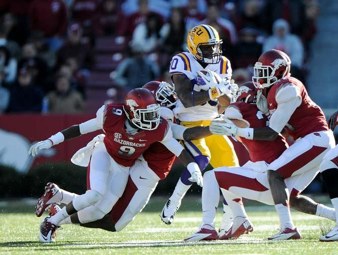 LSU defeats Arkansas, 20-13