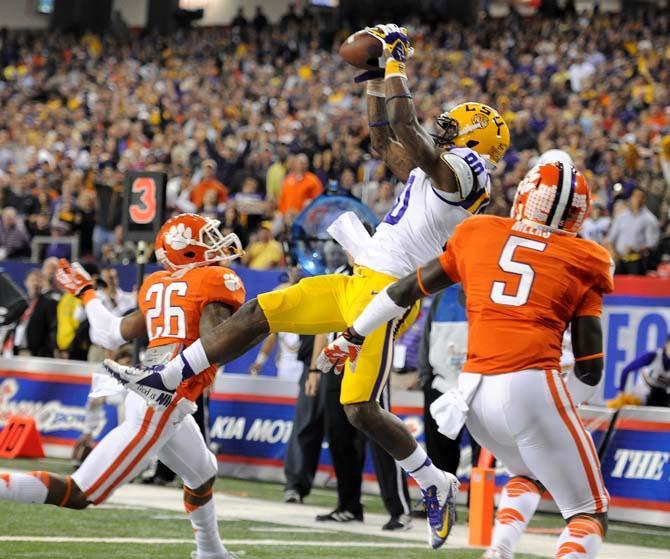 LSU sophomore wide receiver Jarvis Landry catches a pass for a touchdown Monday, Dec. 31, 2012 during the Chick-fil-A Bowl against Clemson in Atlanta, Ga.
 