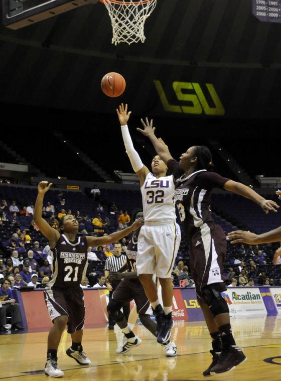 LSU freshman guard Danielle Ballard (32) shoots Sunday, Jan. 13, 2013 during the 62-42 victory over Mississippi State in the PMAC.
 