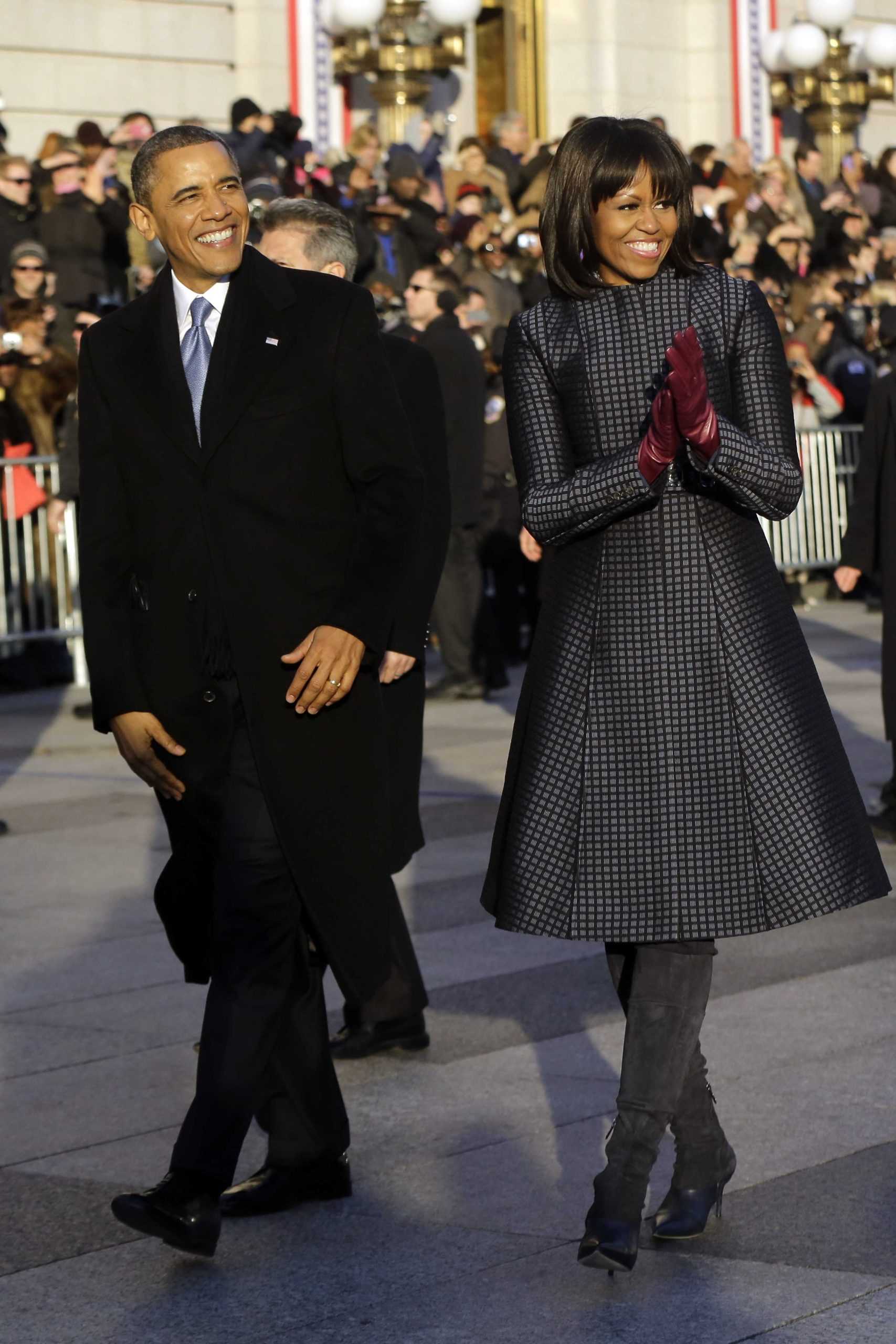 Time to act, Obama declares, taking oath 2nd time