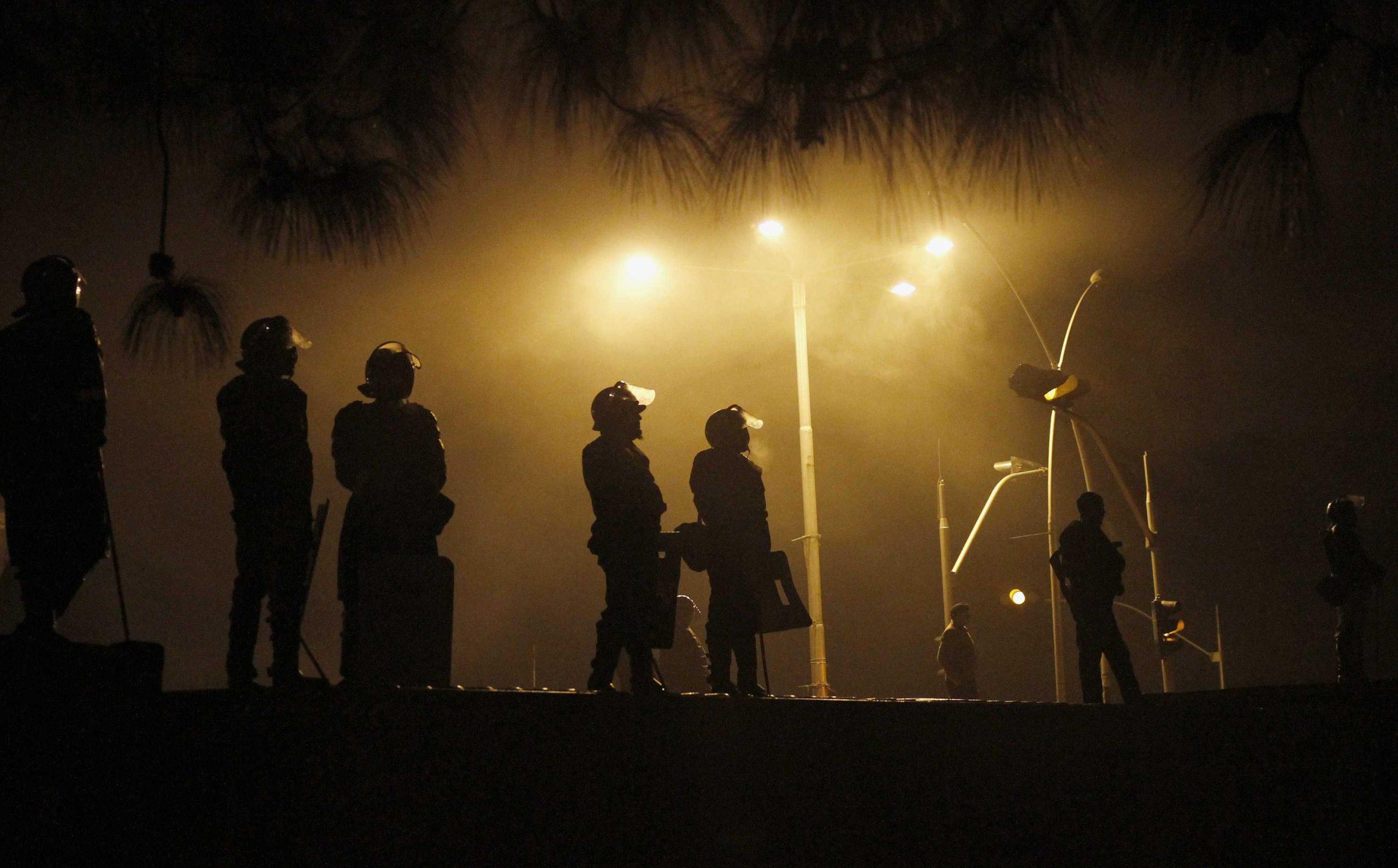 Thousands rally in Pakistani capital against government