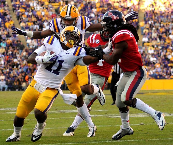 LSU beats Ole Miss 41-35