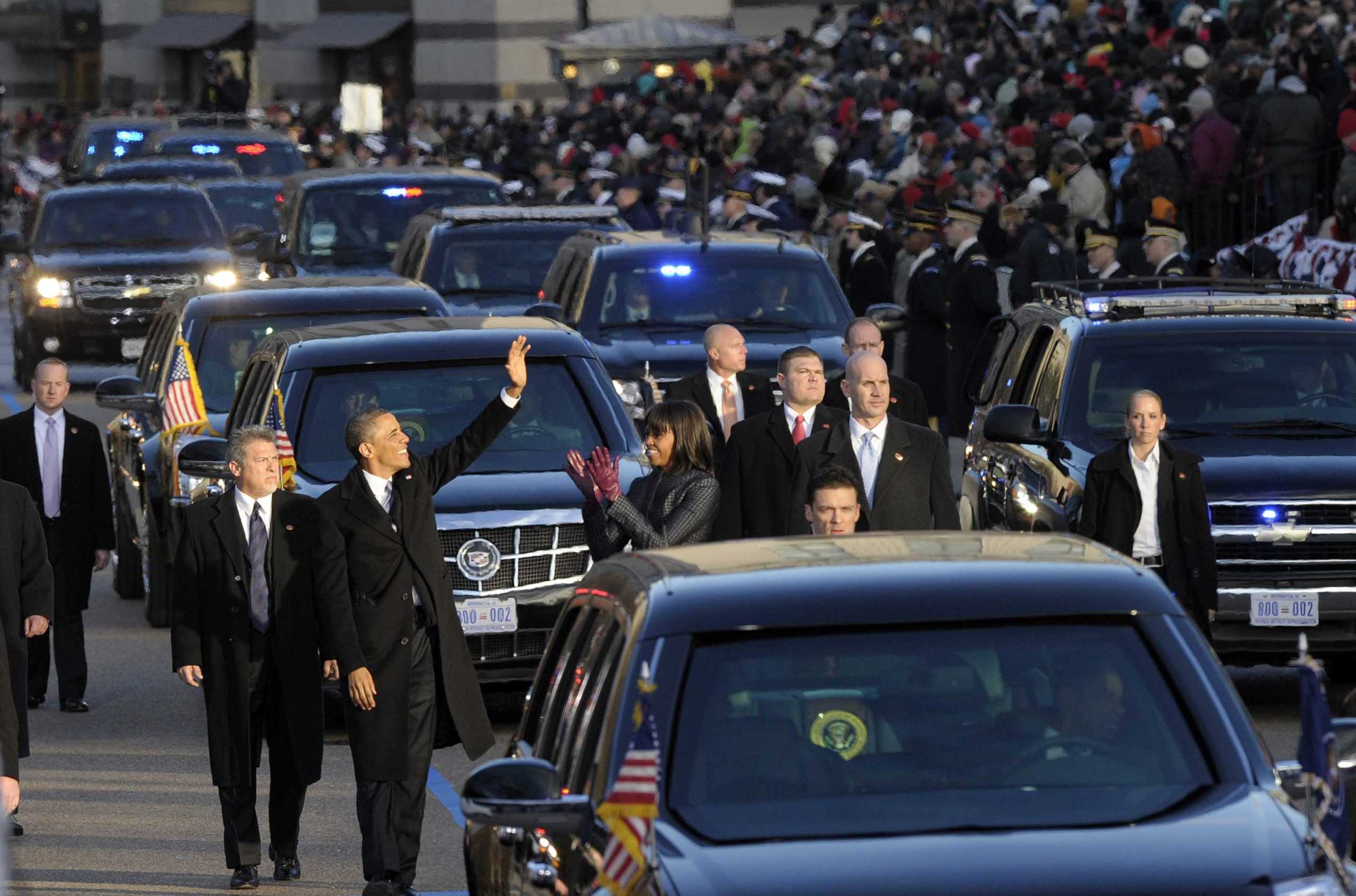 Time to act, Obama declares, taking oath 2nd time