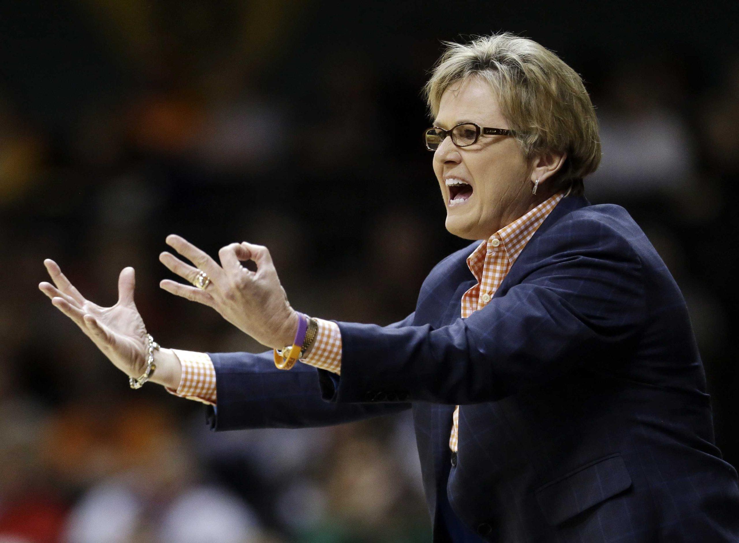 Women's Basketball: Coaches reunite with Tennessee matchup