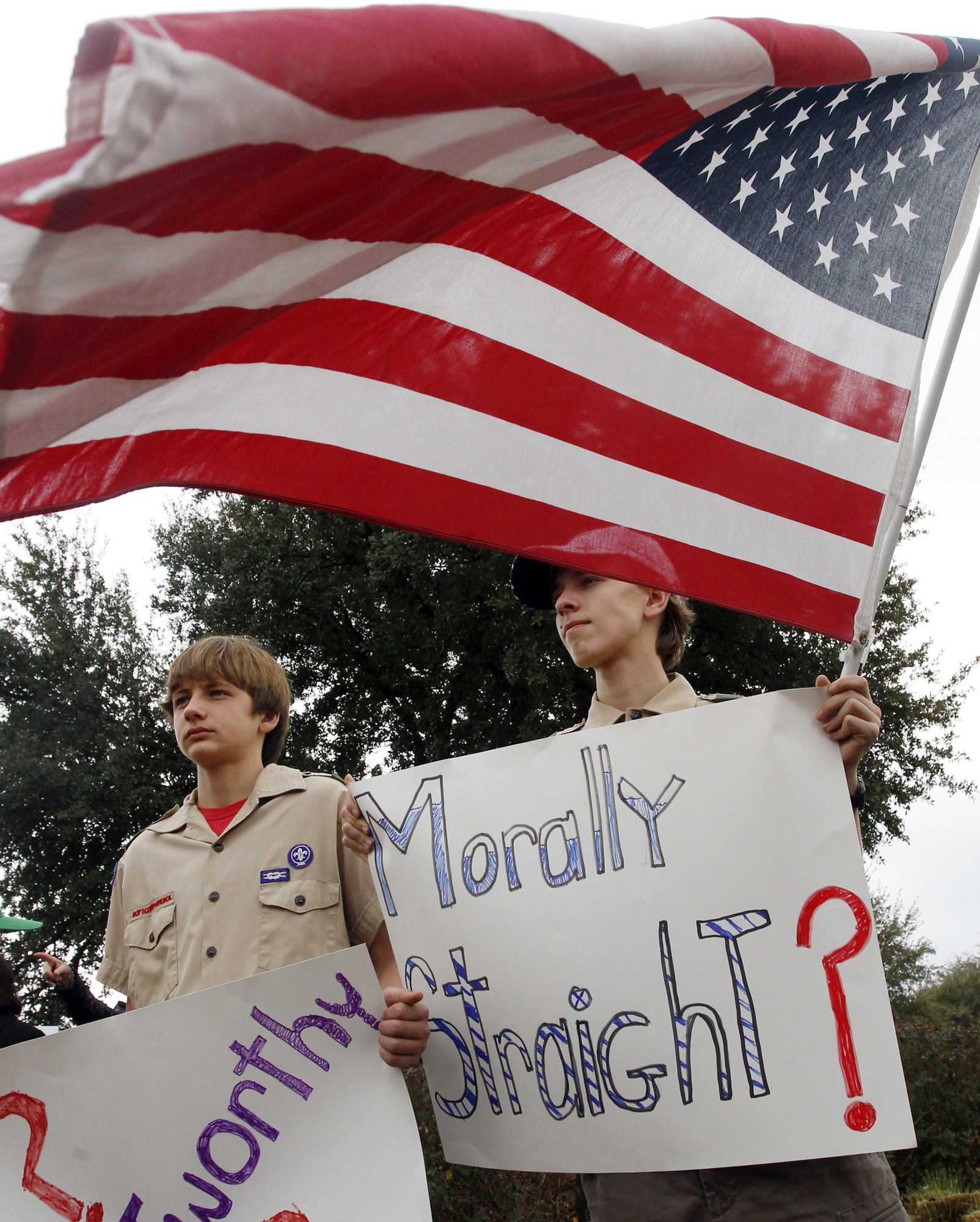 Boys Scouts of America to re-evaluate anti-gay policy