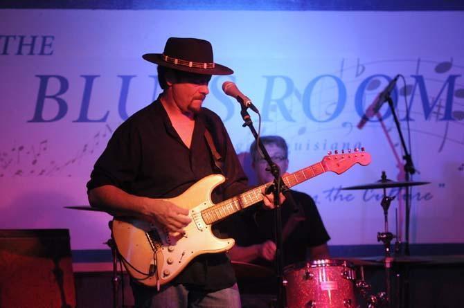 New downtown bar features authentic blues music