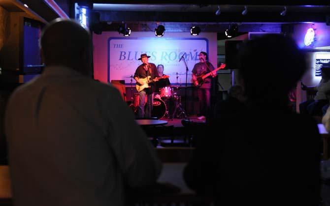 New downtown bar features authentic blues music