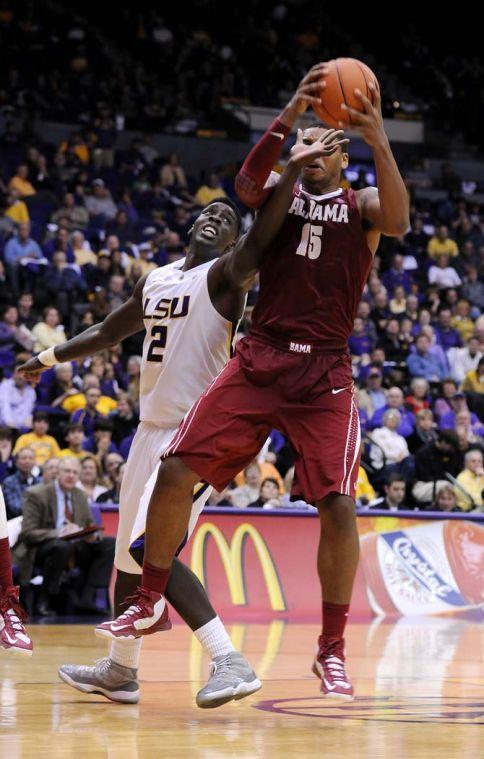 Men's Basketball: Tigers outlast Alabama in a classic, 97-94